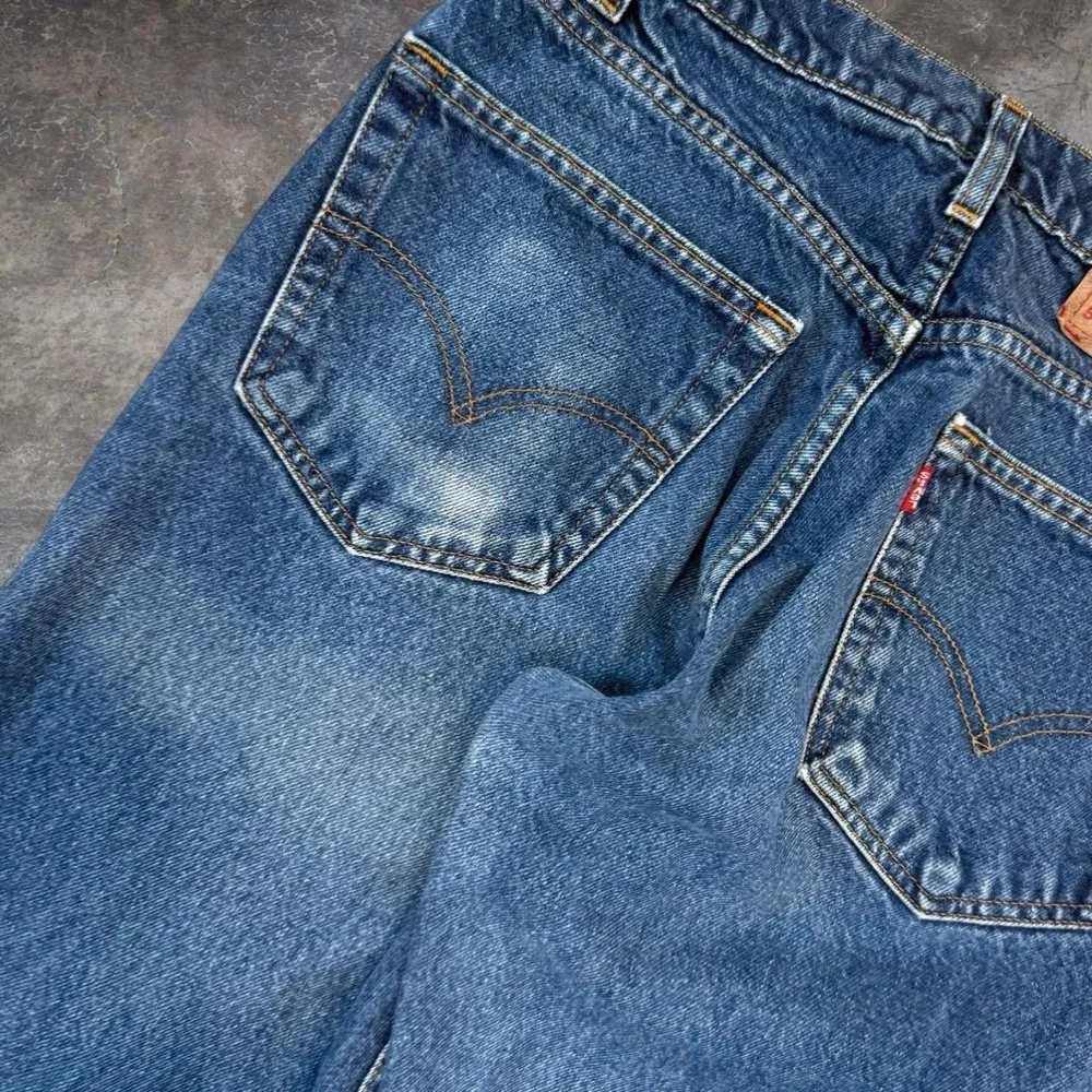 Vintage Levis 505 Jeans Men's Size 30x30 Classic Blue Denim 1998 Pants 90s VTG